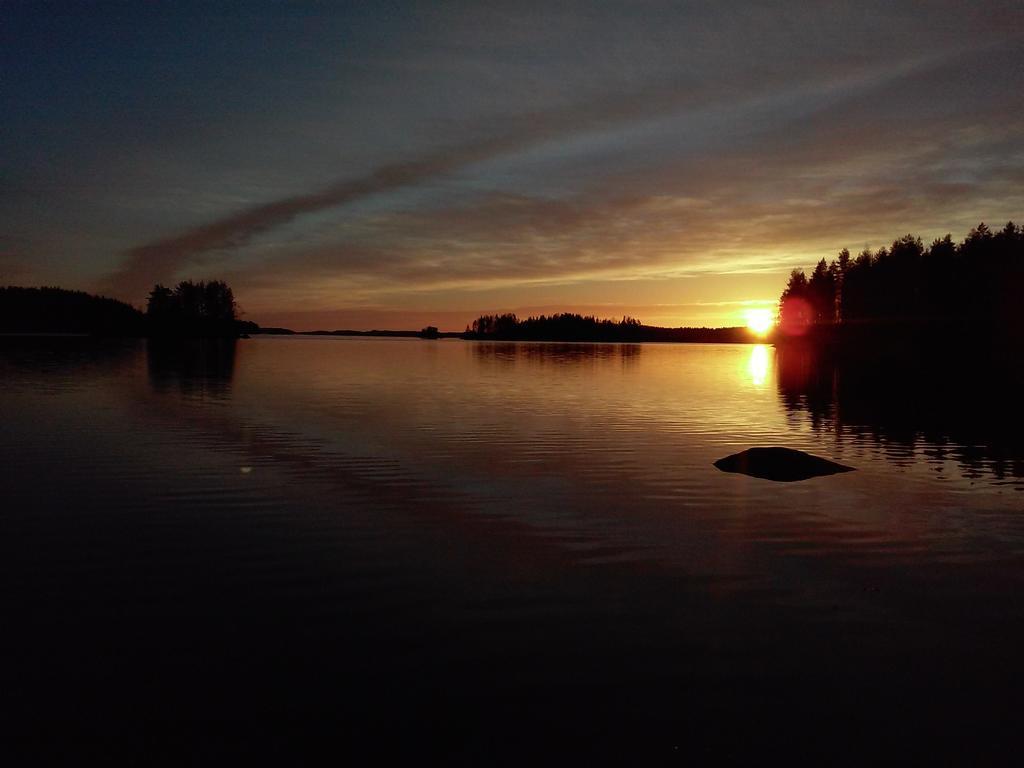 Kuoreksenniemi Villas & Lakehouse Puumala Exterior photo